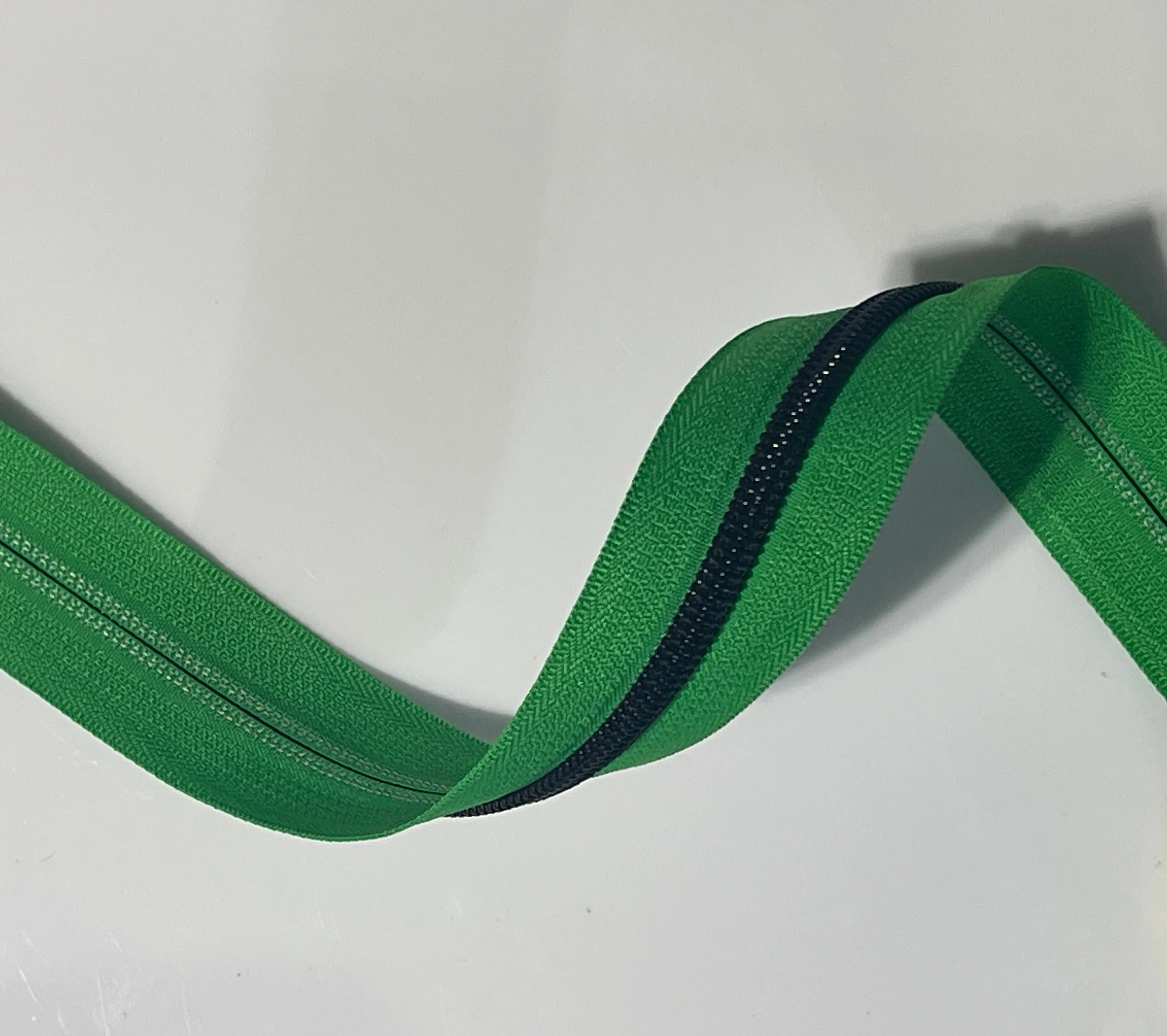 #5 Zipper Tape - 3 yard cut - Kelly Green