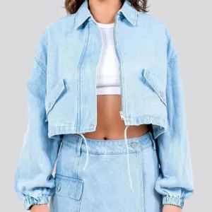 Fashionable crop style denim jacket for ladies