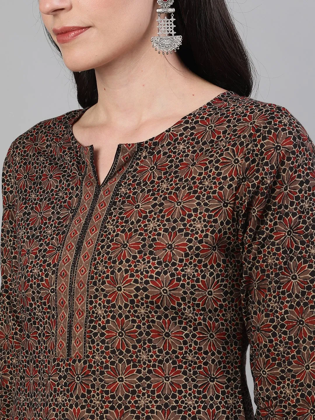 Women Brown Calf Length Three-Quarter Sleeves Straight Ethnic Motif Printed Cotton Kurta With Pockets And Face Mask